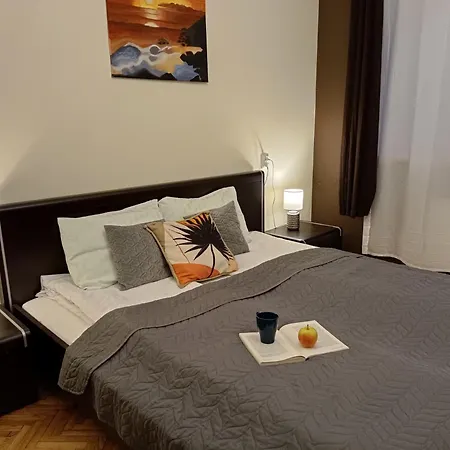 Lägenhet Ideally Located Center 2 Bedrooms Spacious Riga