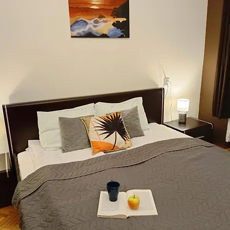 Lägenhet Ideally Located Center 2 Bedrooms Spacious Riga